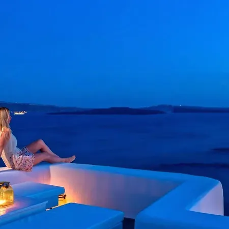 Villa Luxury Santorini Full Moon 1 Bedrooms Outdoor Plunge Pool Sea Caldera View Oia Tholos (Santorini)
